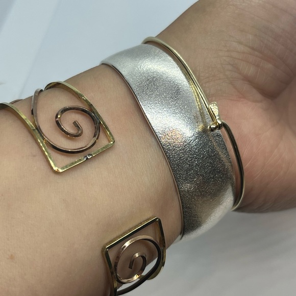 Harper 1/20 12k gold filled filigree open scroll cuff bracelet two tone gold - Picture 5 of 16